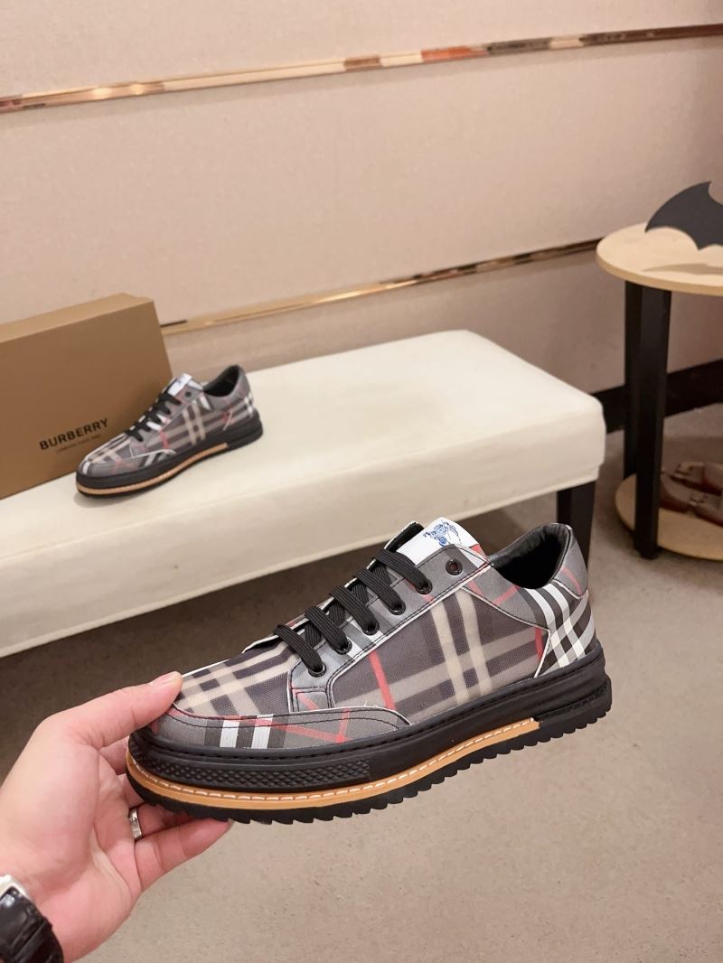 Burberry Low Shoes